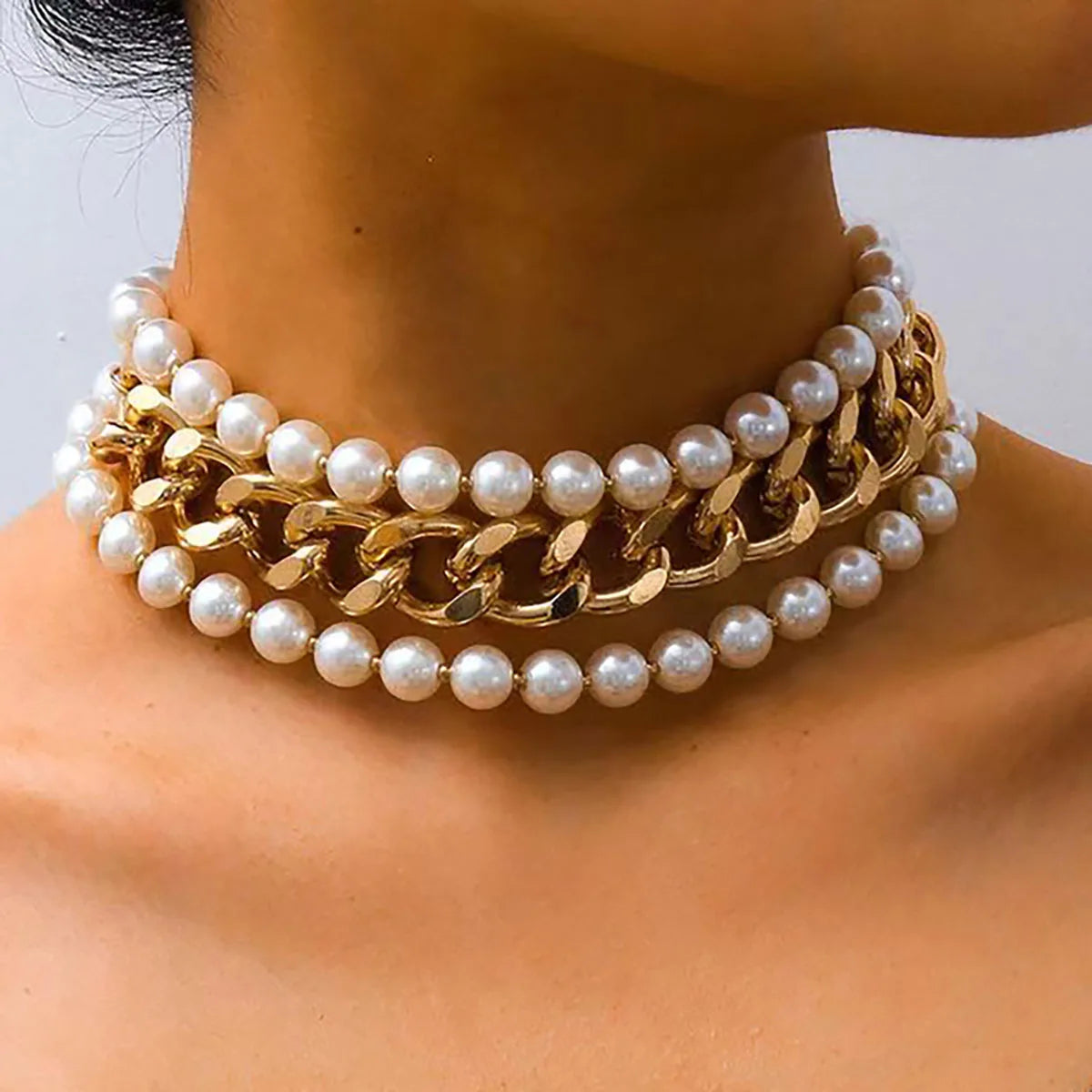 Pearly Choker Necklace