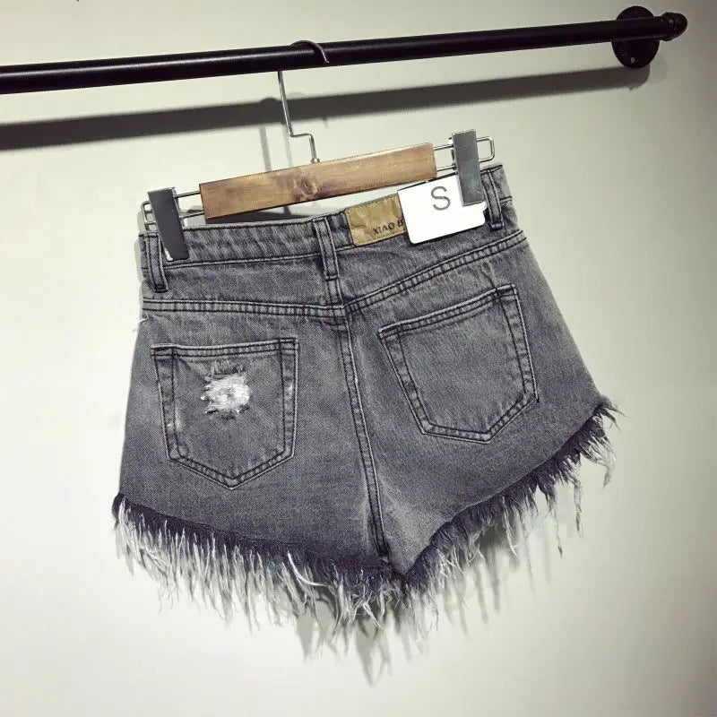 Distressed denim booty Shorts high waist